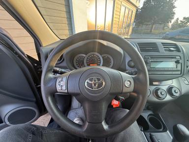 Toyota RAV4 2012 - Thumbnail 12