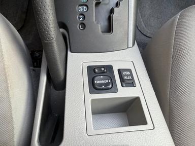 Toyota RAV4 2012 - Thumbnail 18